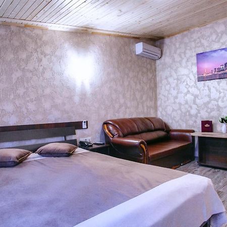 Hotel Fortuna إلفيف المظهر الخارجي الصورة