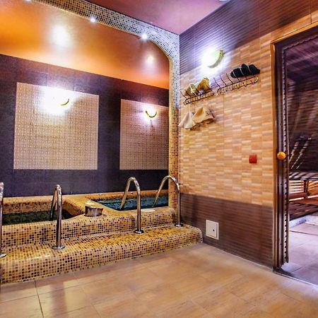 Hotel Fortuna إلفيف المظهر الخارجي الصورة