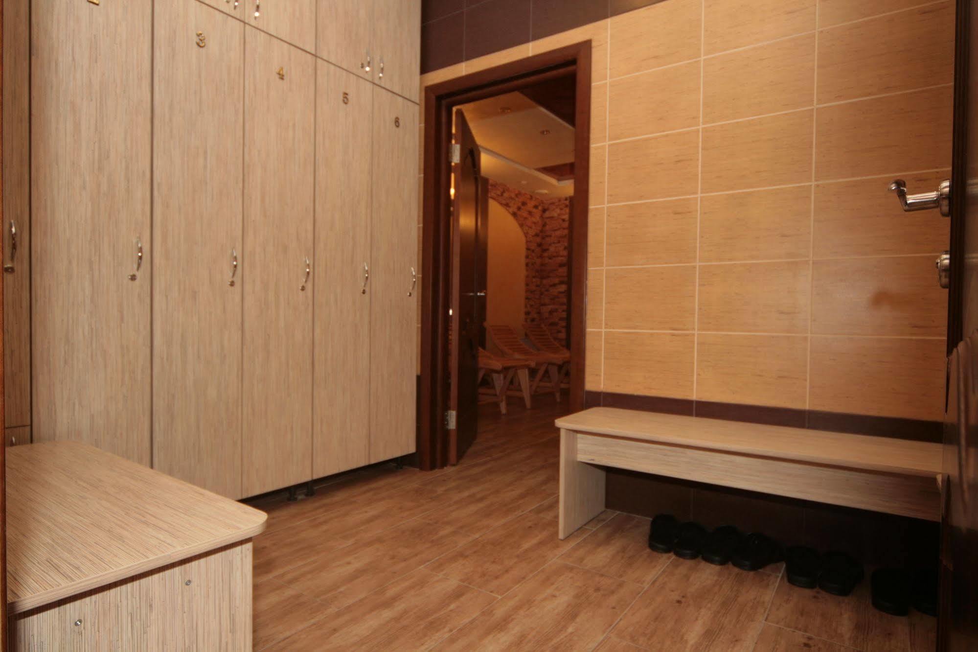 Hotel Fortuna إلفيف المظهر الخارجي الصورة