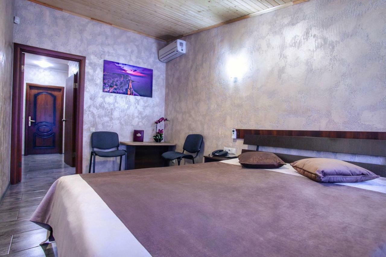 Hotel Fortuna إلفيف المظهر الخارجي الصورة