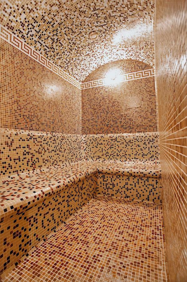 Hotel Fortuna إلفيف المظهر الخارجي الصورة