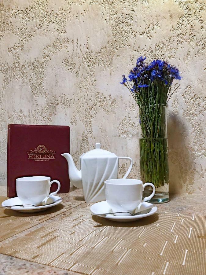 Hotel Fortuna إلفيف المظهر الخارجي الصورة